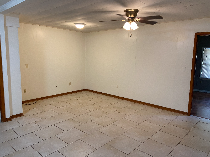 878 Leeville Rd - Photo 5 of 12