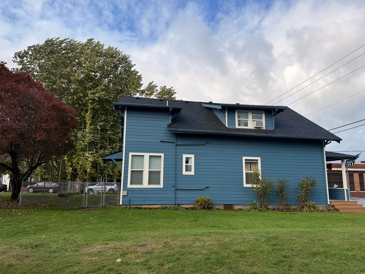 303 Pioneer St #2 - Photo 4 of 24