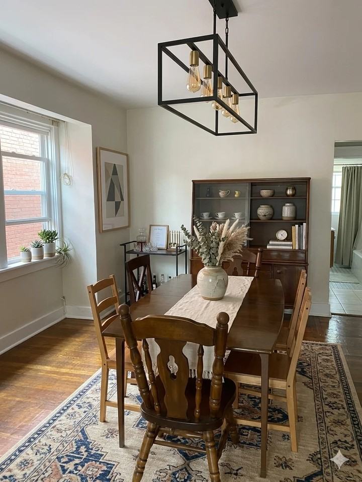 624 Hastings St #2 - Photo 4 of 11