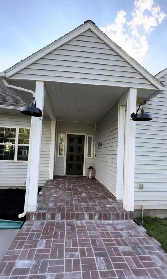 119 Bennett Dr - Photo 3 of 12
