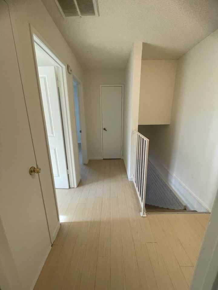 422 Caribrook Way #3 - Photo 4 of 10