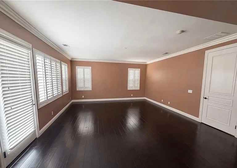 25 Plaza Modena - Photo 5 of 11