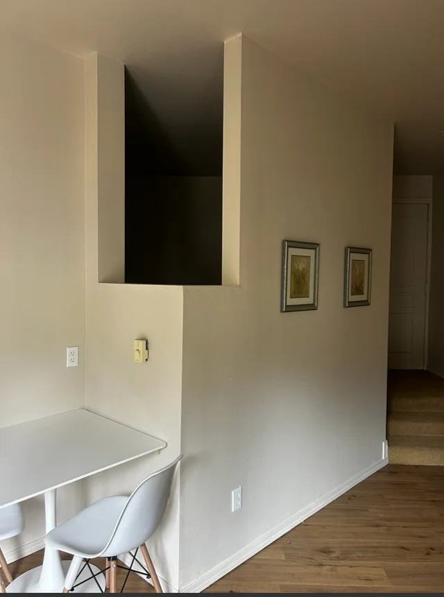 5446 30th Ave Sw - Photo 3 of 8