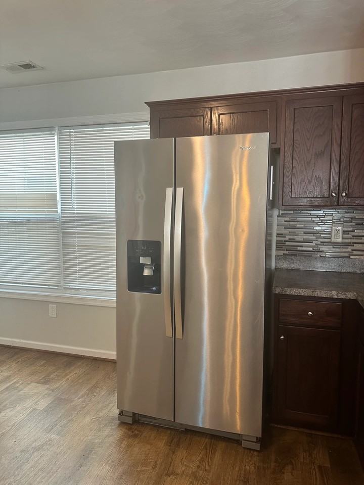 3406 Bainbridge Blvd - Photo 5 of 10