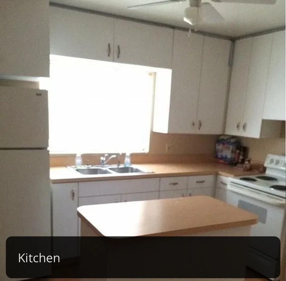 2314 W Gray St - Photo 2 of 8