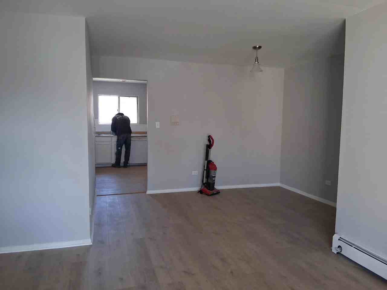 2216 W Nichols Rd #E - Photo 4 of 4