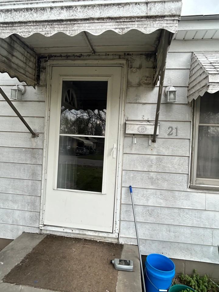 21 Edgar St - Photo 4 of 20