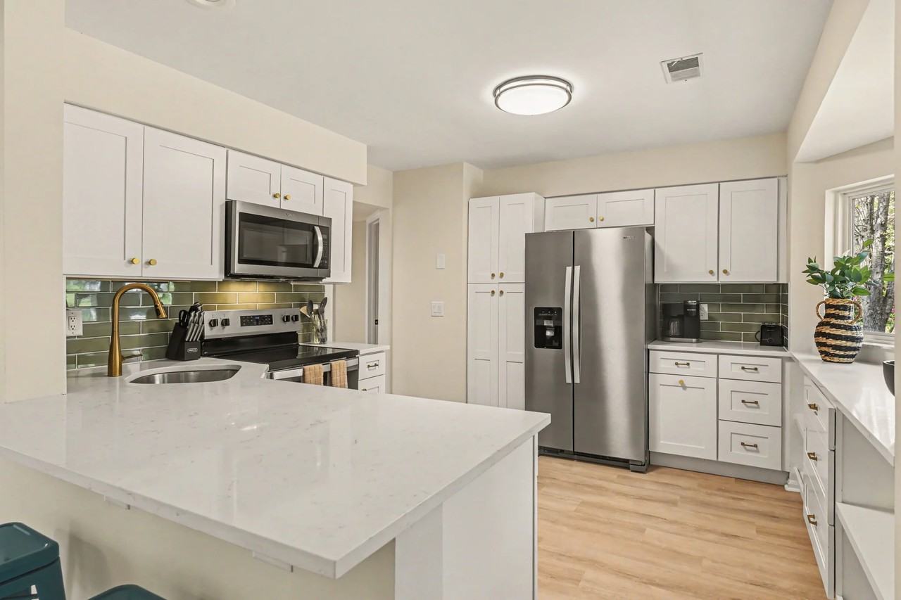 1478 Diamond Blvd - Photo 6 of 20