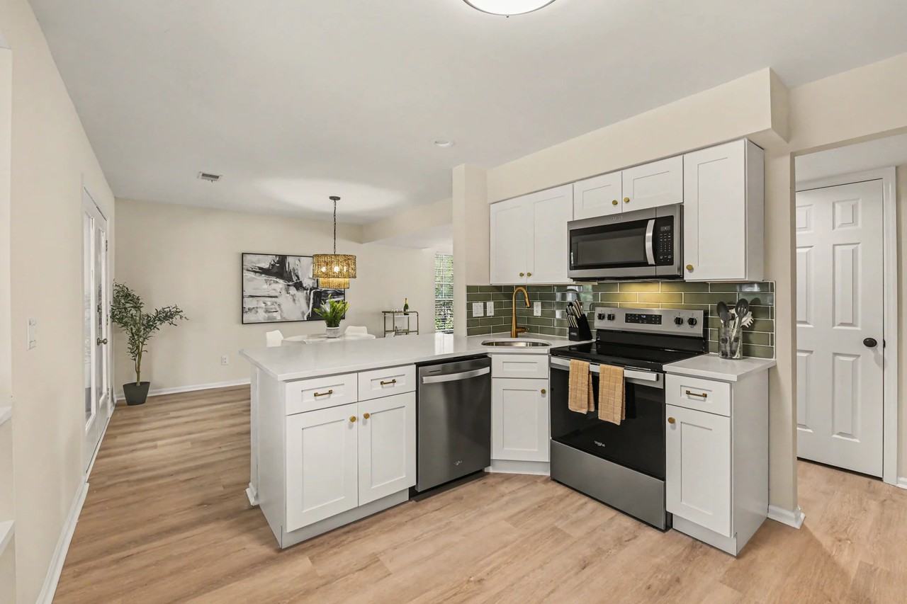 1478 Diamond Blvd - Photo 7 of 20