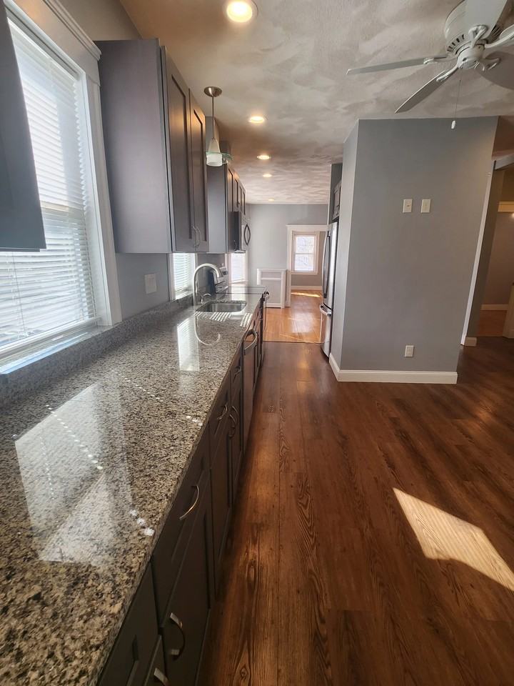 40 Woodrow Ave #1 - Photo 2 of 10