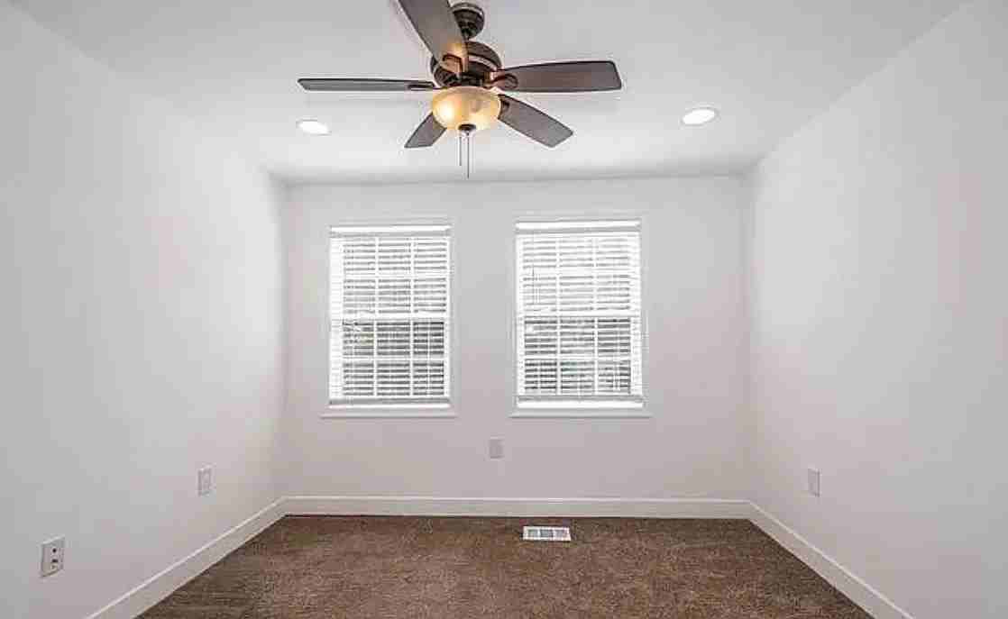 2217 10th St Nw - Photo 7 of 14