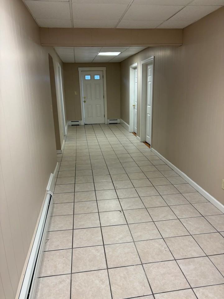 590 Goebel St #2 - Photo 5 of 17