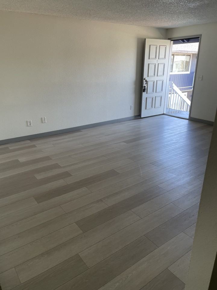 1005  Arthur St - Photo 7 of 7