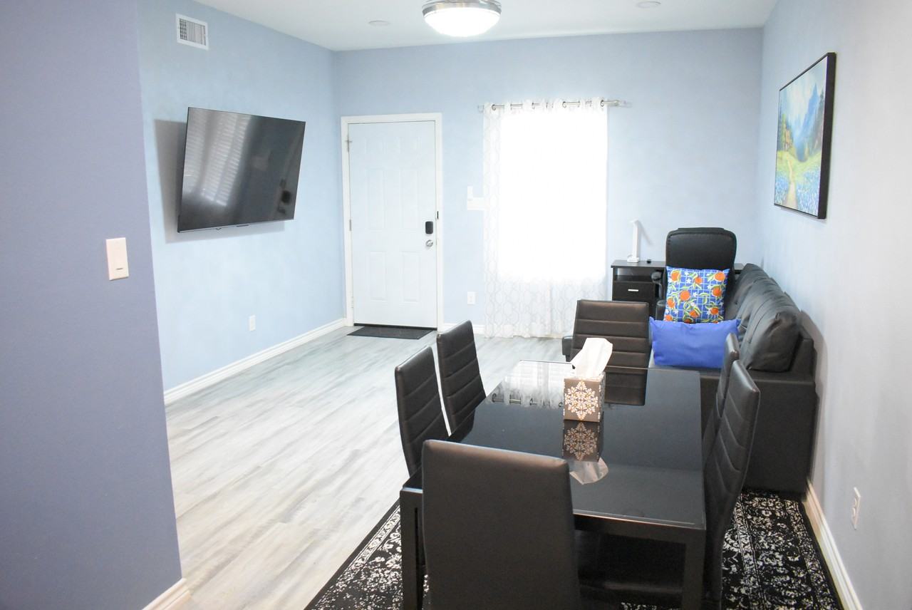 1911 Banita Street - Photo 6 of 16