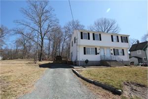 featured image of 21 Moore Ave