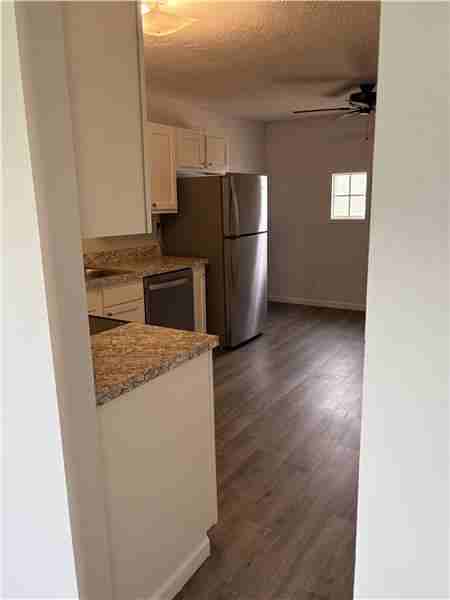 1930 Independence Rd #B - Photo 4 of 12