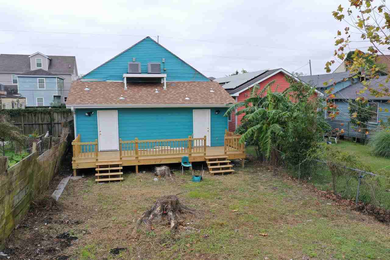 1909 Pauger Street - Photo 2 of 10