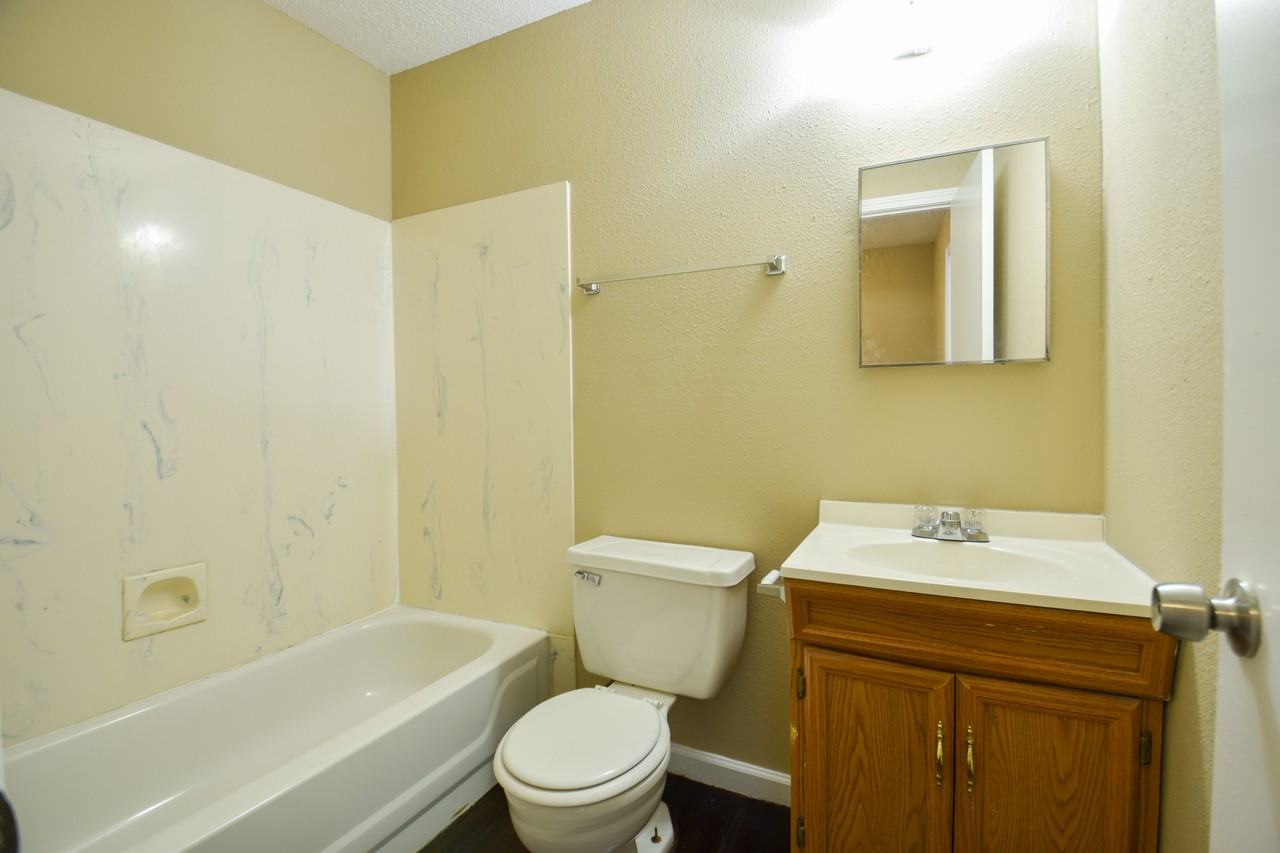 221 Belle Terre Boulevard #B - Photo 5 of 6