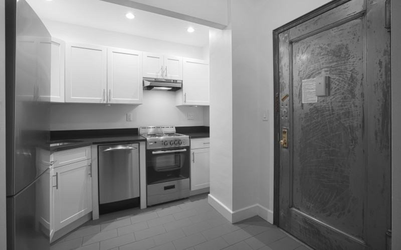 12 E 86th St #828 - Photo 7 of 13