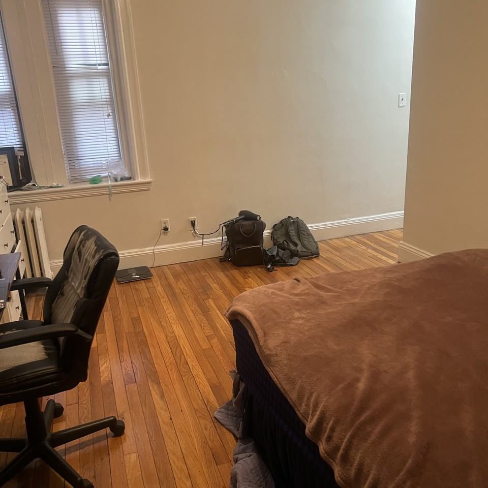 1558 Massachusetts Avenue - Photo 7 of 15