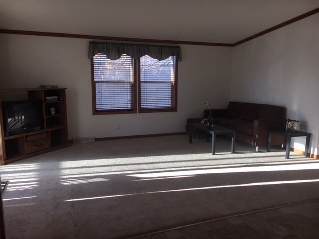 4543 Montego Ave S - Photo 2 of 14