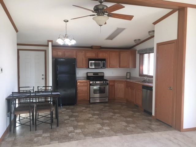 4543 Montego Ave S - Photo 4 of 14