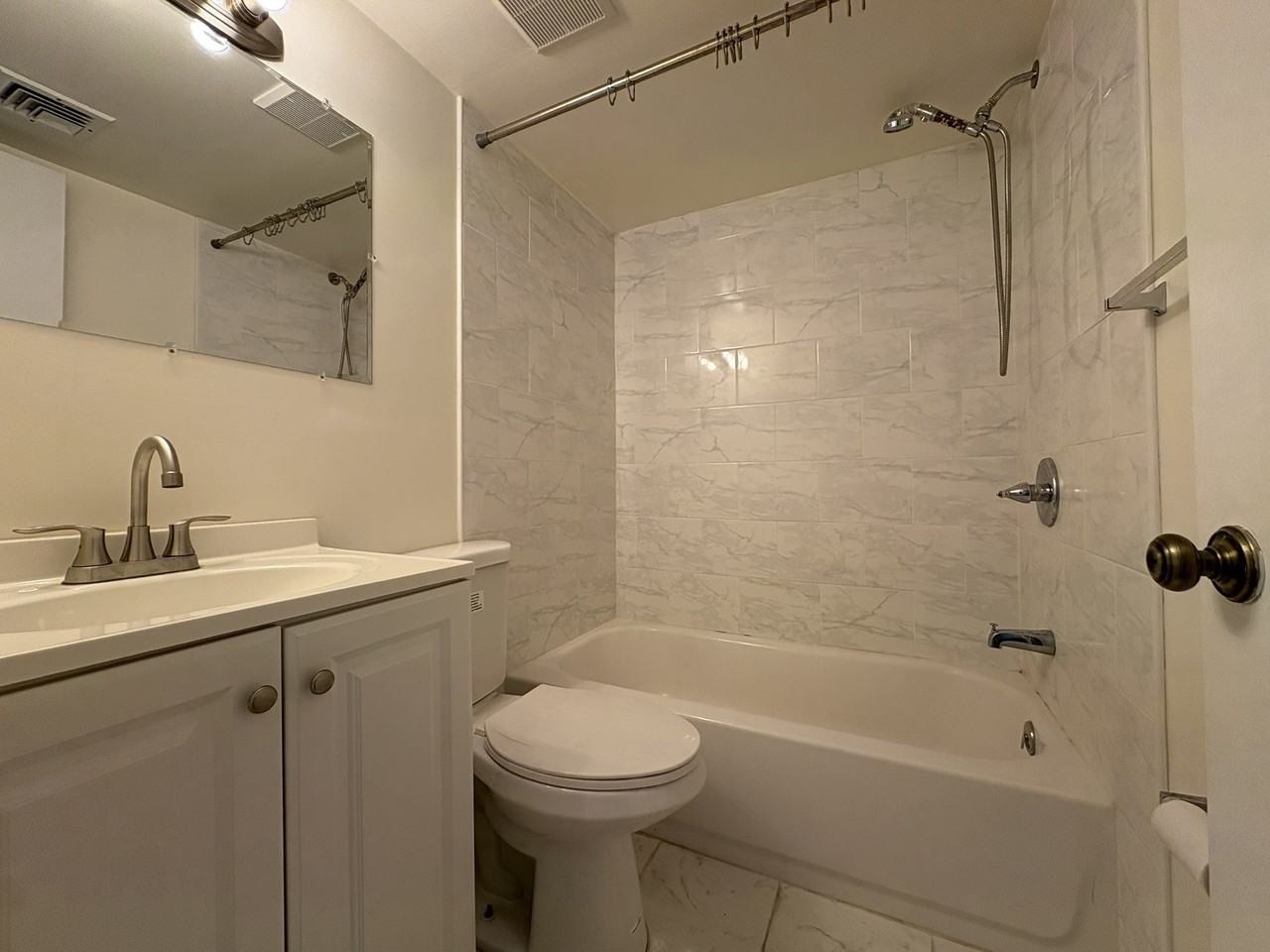 137 North 9th Street - Photo 2 of 9