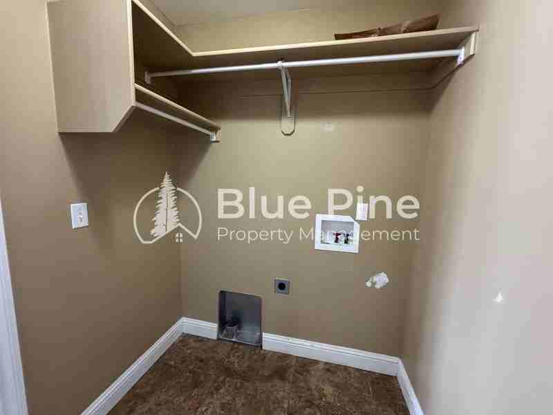 6020 Bryson Ln - Photo 6 of 24