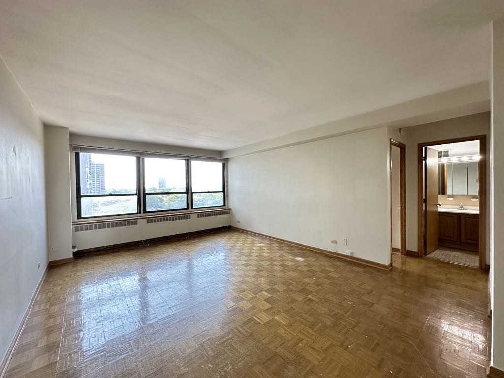 4180 N Marine Dr #908 - Photo 6 of 21