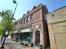 featured image of 733 Elm St #301