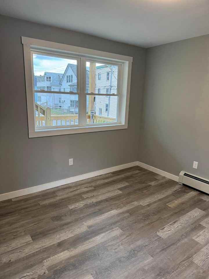 30 Falmouth St - Photo 5 of 7