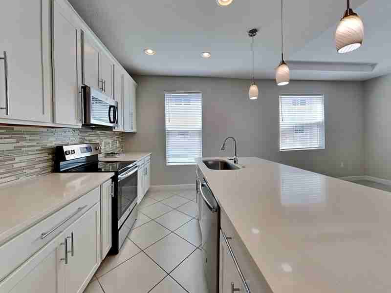 895 Brutus Ter - Photo 4 of 30