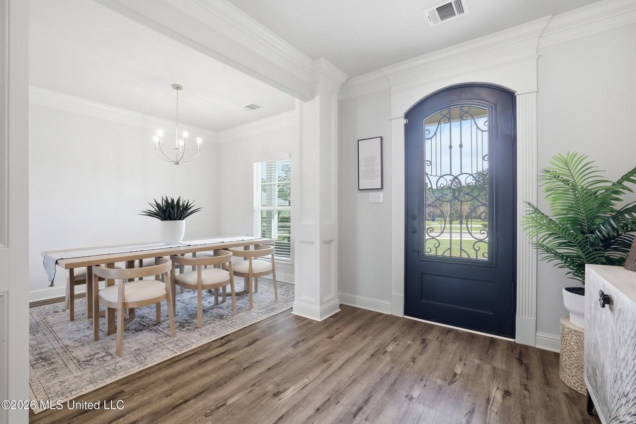 13601 Winterberry Dr - Photo 5 of 50