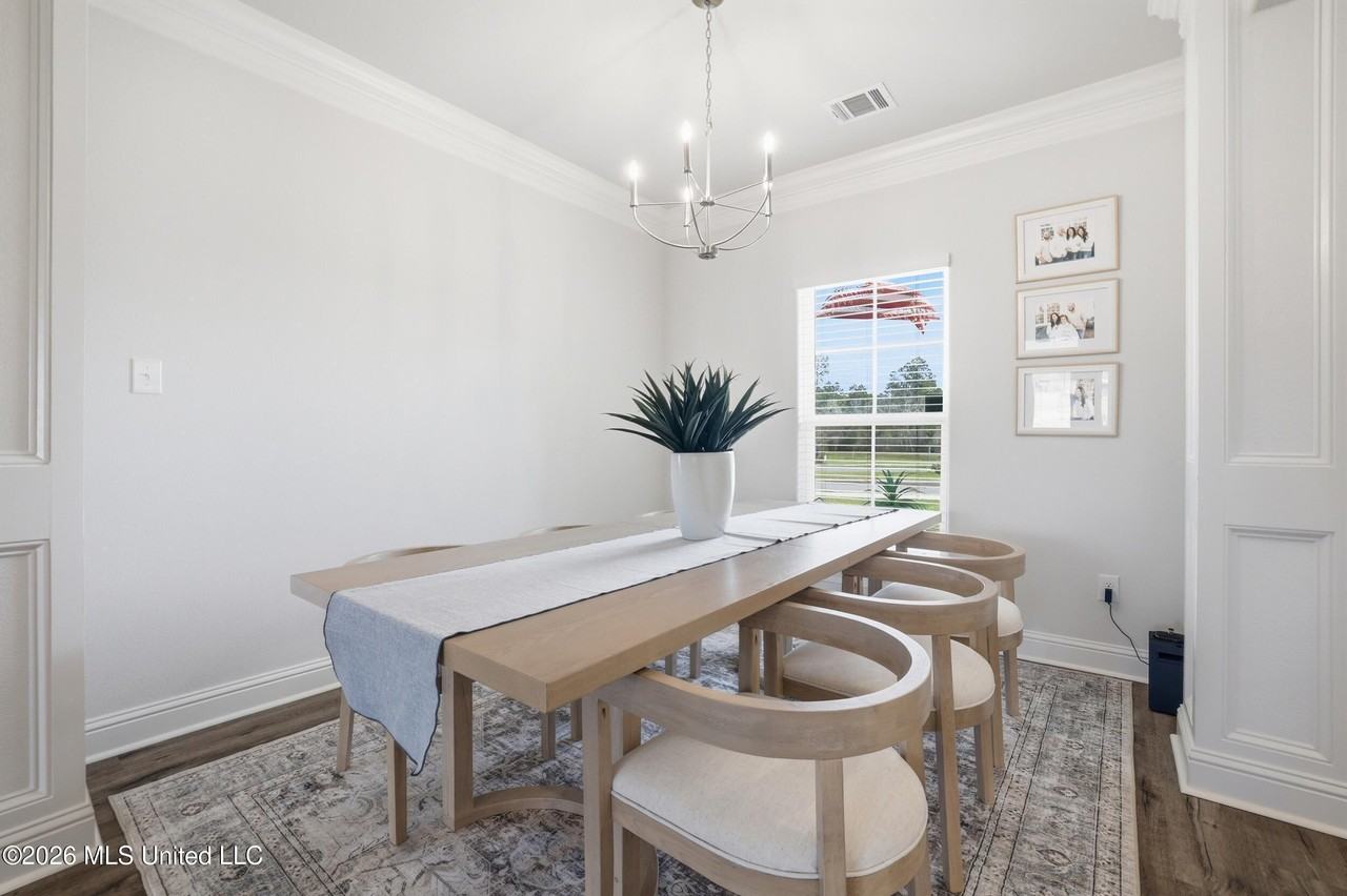 13601 Winterberry Dr - Photo 6 of 50