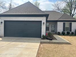 featured image of 401 Park St