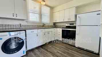 featured image of 1211 George Washington Way #47