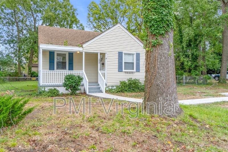 3424 Argonne Ave - Photo 3 of 33