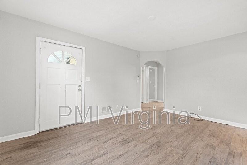 3424 Argonne Ave - Photo 6 of 33