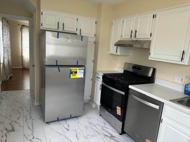 3042 Cragmoor Ave - Photo 3 of 22