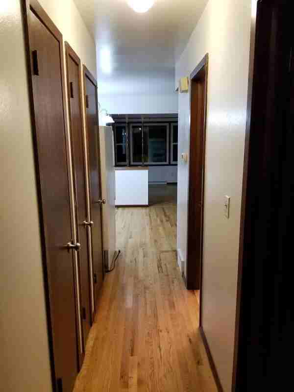 1099 1097/1 Laurel Ct - Photo 6 of 11