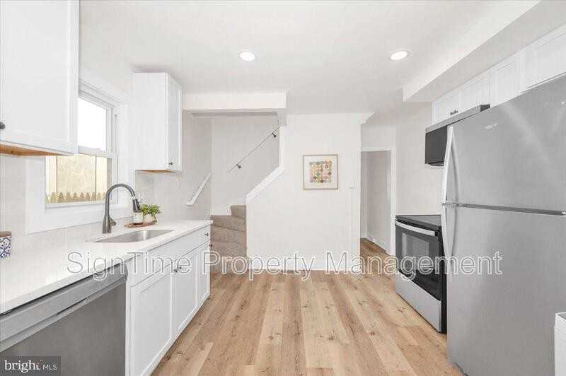 138 E South St - Photo 7 of 27