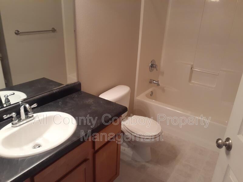 1912 River Creek Ct - Photo 7 of 11