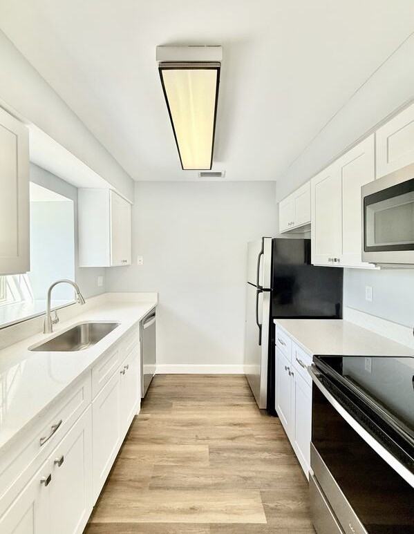 1712 Belleair Forest Dr - Photo 5 of 50