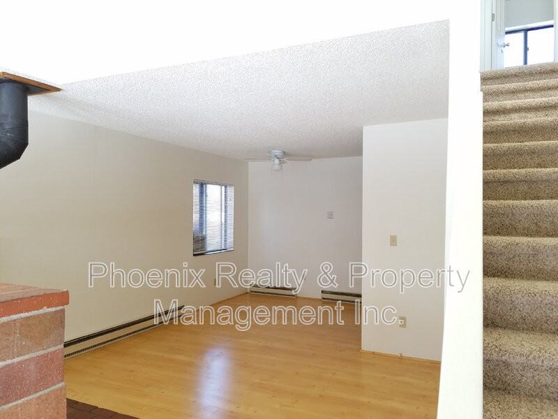 901 Sir Galahad Dr - Photo 5 of 14