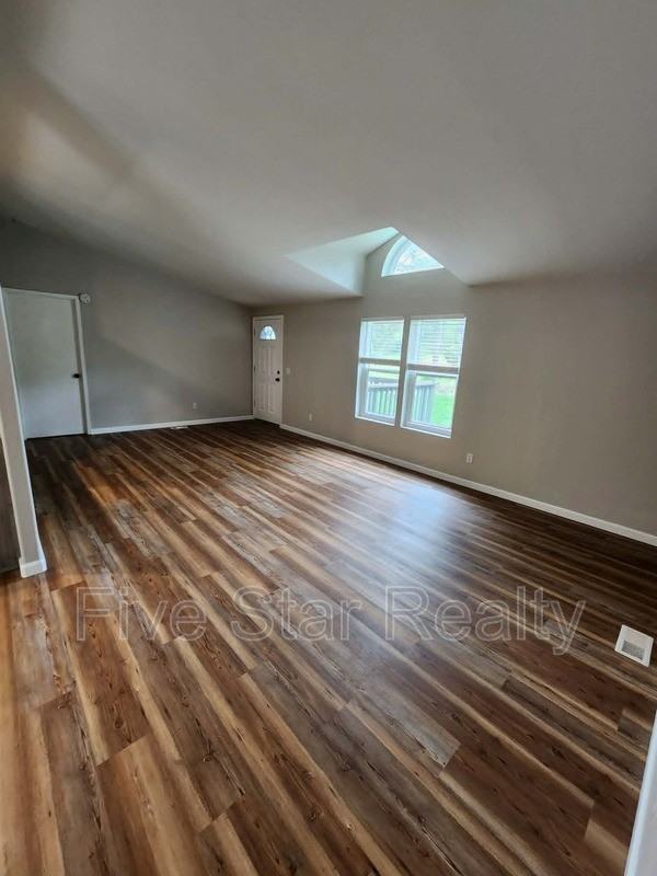 12051 Kimberly Rd - Photo 5 of 39