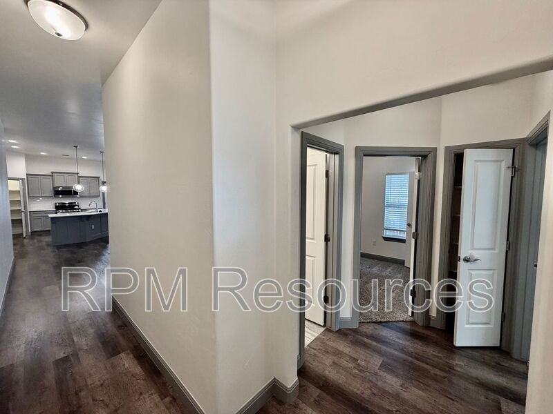 3613 Shutter Ridge Dr - Photo 6 of 35