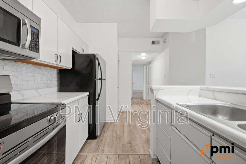 3209 Jade Ct #104 - Photo 5 of 33