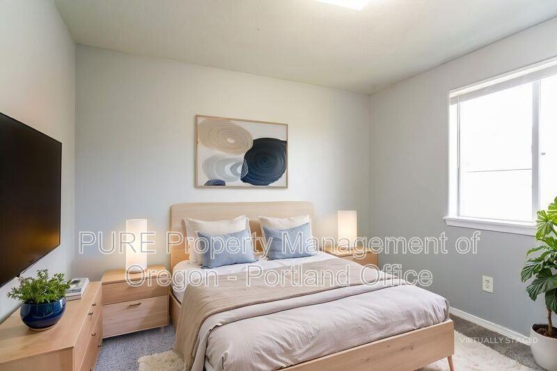 12247 Se Steele St - Photo 2 of 22