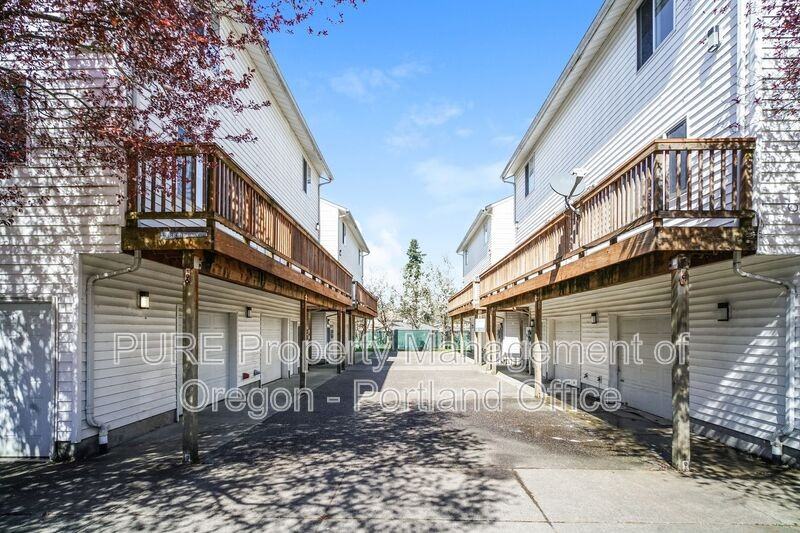 12247 Se Steele St - Photo 6 of 22