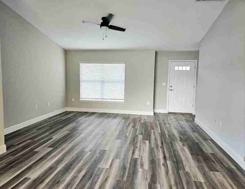 27 Pine Run Ter - Photo 3 of 17